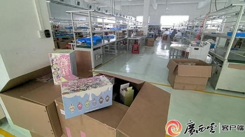 你的Labubu可能是假的 贵港警方捣毁制假窝点，涉案值超750万，文化用品市场敲响警钟
